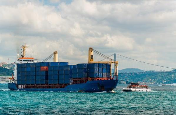 英國國際物流發(fā)展的重要性和影響有哪些？