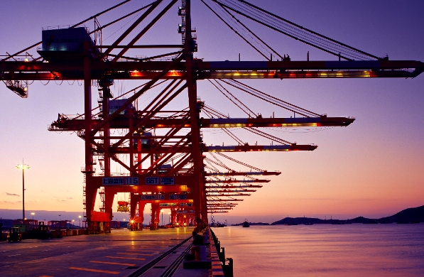 但是面對(duì)眾多的選擇，該如何才能找到適合自己的美國(guó)貨代呢？