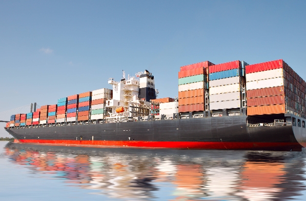 作為連接不同國(guó)家和地區(qū)之間的橋梁，美國(guó)貨代扮演著至關(guān)重要的角色